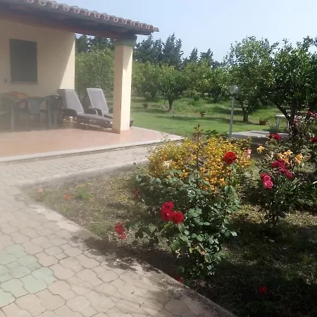 In In Delle Arance 300mt Dalla Spiaggia